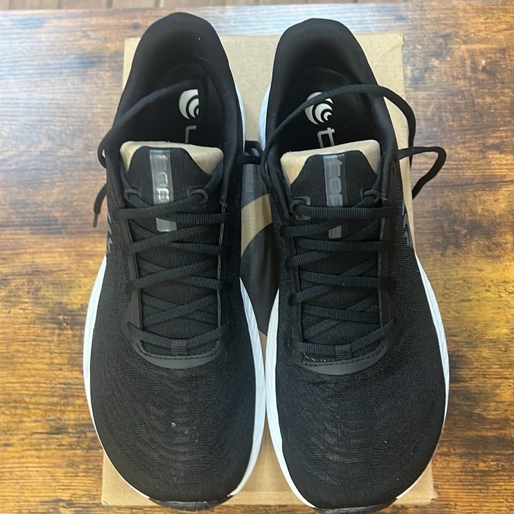 Topo Athletic Fli-Lyte 5 Black - Picture 3 of 4